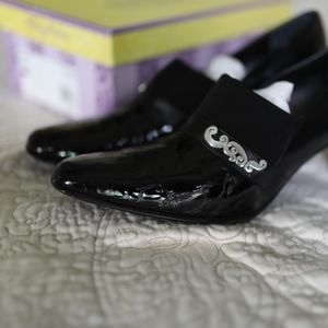Brighton Rhiana Blk Turtle Patent Leather Mule 10